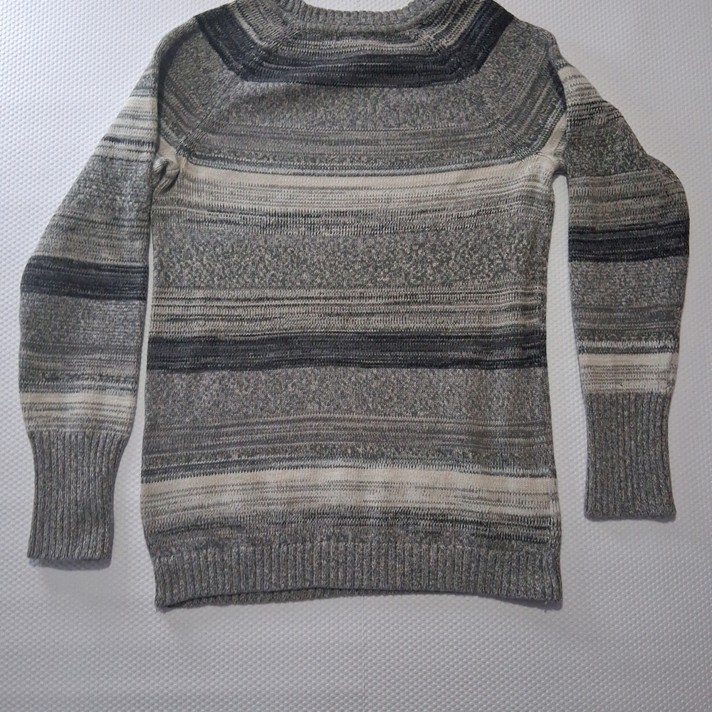 Womens Gray Striped Sweater - Picture 9 of 9